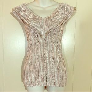 SEXY XS White House Black Market Knit V neck beige Pointelle Crochet top